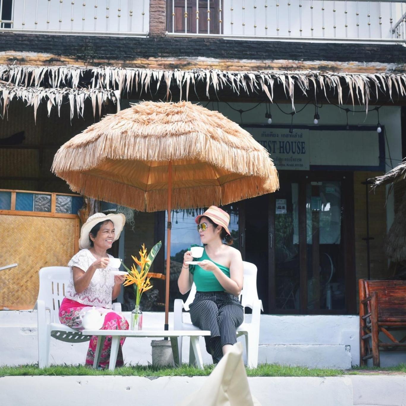 Tiki Bar-Kantiang Guesthouse Koh Lanta Exterior foto